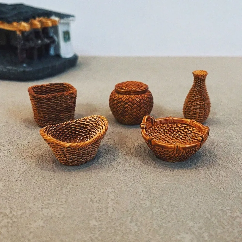 5pcs/set Miniature Bamboo Baskets - Realistic Minihouse Decor,Perfect for Micro Landscapes, Photography Props
