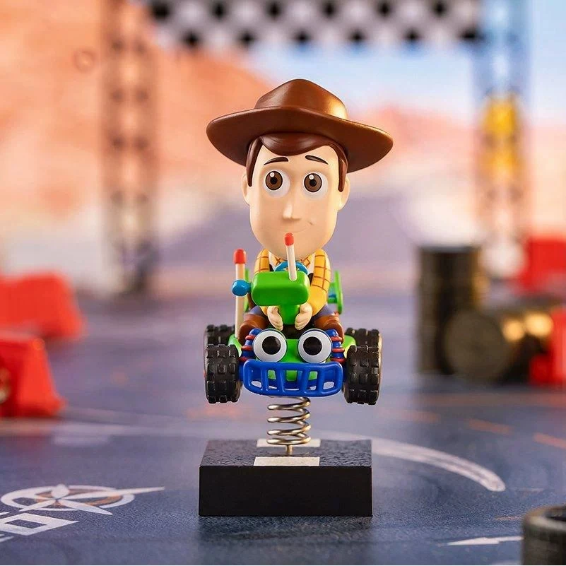 

Фигурка-башкотряс Pop Mart Disney Pixar Вуди, коллекционная, в закрытой упаковке, милая настольная статуэтка, игрушка-сюрприз, подарок для детей и фанатов аниме