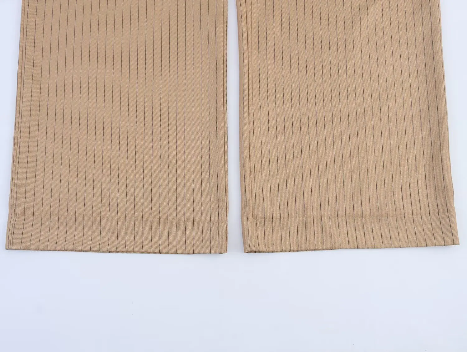 ملابس نسائية جديدة لطيفة على الطراز الأوروبي والأمريكي، سراويل مستقيمة فضفاضة مخططة من الكتان