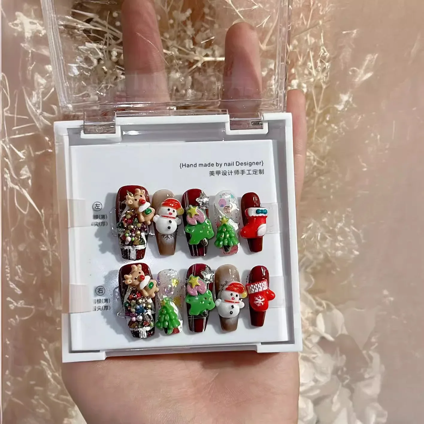 Press On Nails Handmade Christmas Themed Fluorescent Christmas Tree Elk Snowman Cute Removable Reusable Fake Nails