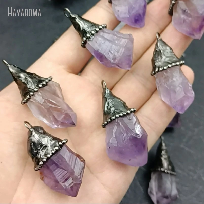 

10Pcs Wholesale Soldered Free Form Point Vintage Style Handmade Jewelry Antique Silver Color Tin Amethysts Crystal Pendant