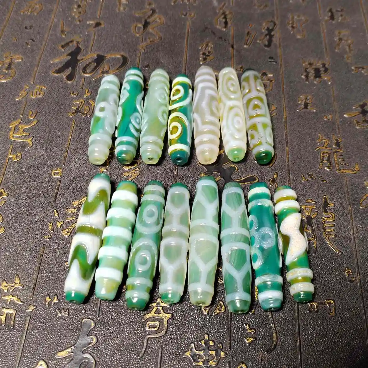 Tibetan Totem Natural Agate Carving Dzi Green Meat Etched Tianzhu Ethnic Style Necklace Pendant DIY Accessories