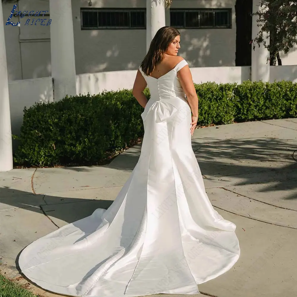 LAYOUT NICEB Satin Mermaid Plus Size abiti da sposa 2024 maniche corte abiti da sposa con spalle scoperte bottoni posteriori abiti con fiocco grandeLAYOUT NICEB Satin Mermaid Plus Size abiti da sposa 2024 maniche corte