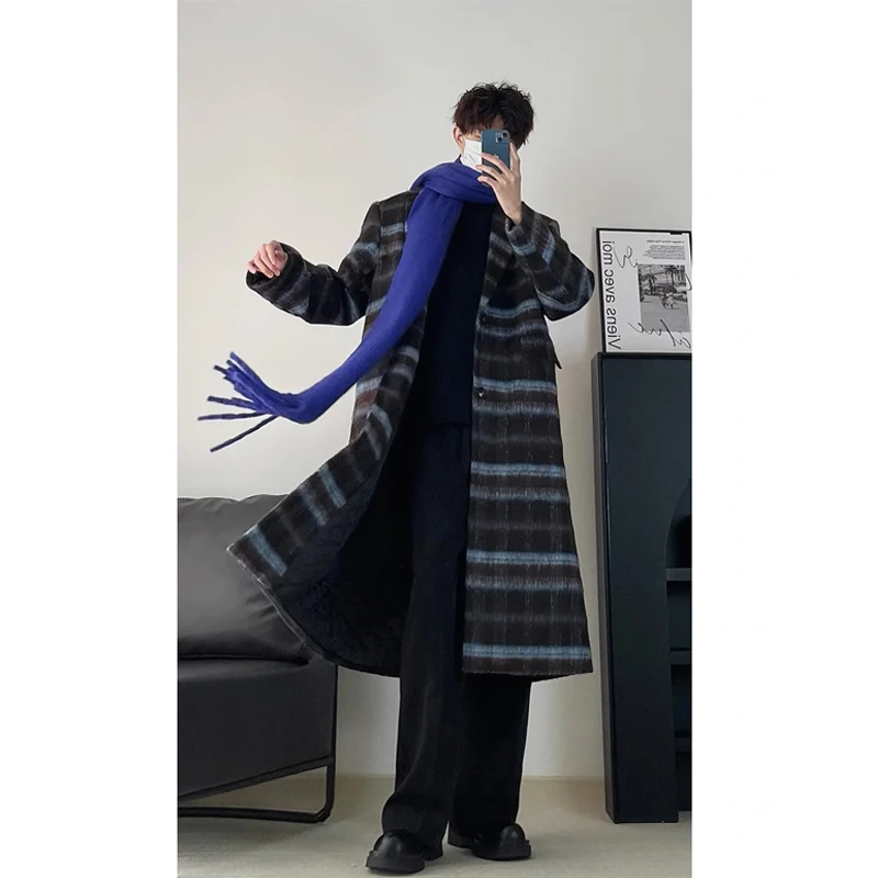 

Winter Men's Plaid Woolen Coat Middle-Length Windbreaker Luxury Feel Tailored Design Single-Button Closure Loose Fit Outerwear