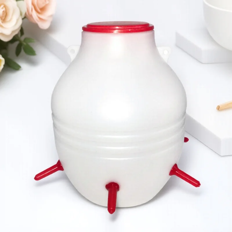 

Plastic Lamb Feeder with 6 Silicone Outlets Durable Farm Tool Poultry Chicken Pig Animal Feeding Bottle Practical Milk Bucket