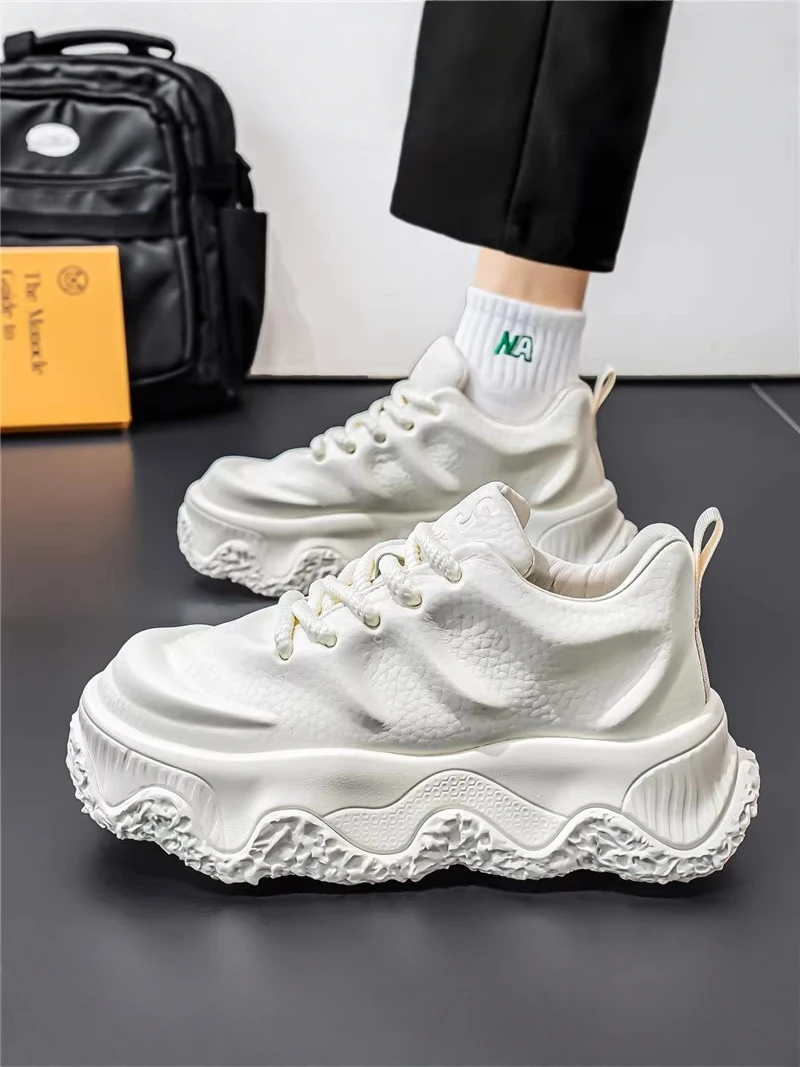 Men's Casual Sport Shoes 2026 New Style Autumn Red Trendy All-Match Soluble Bottom Board Heightening Leisure Trend Shoes