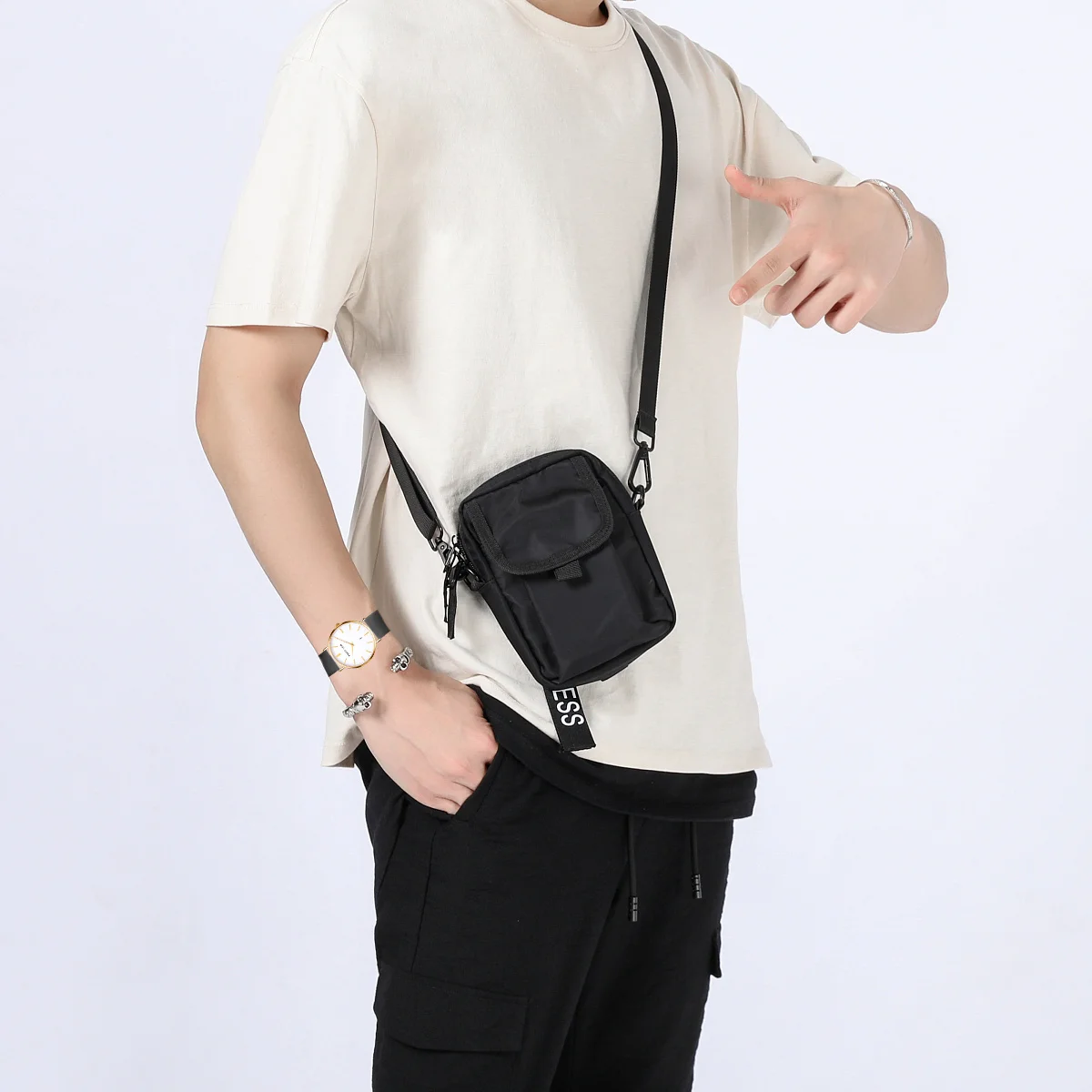 

Endurable Watch Band Ultrathin Tabby Cattlehide Adjustable Quick Release Strap Black 18mm