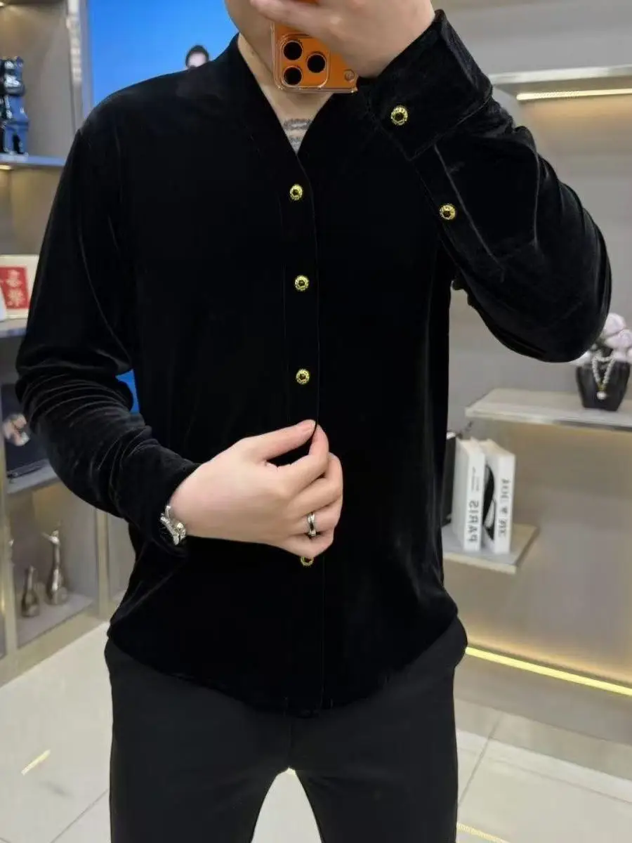 

New 2025 Winter Men's Velvet Jaet Cardigan Heavy Work Faionable All-Match Warm Casual Sle Long Sve Button Closure