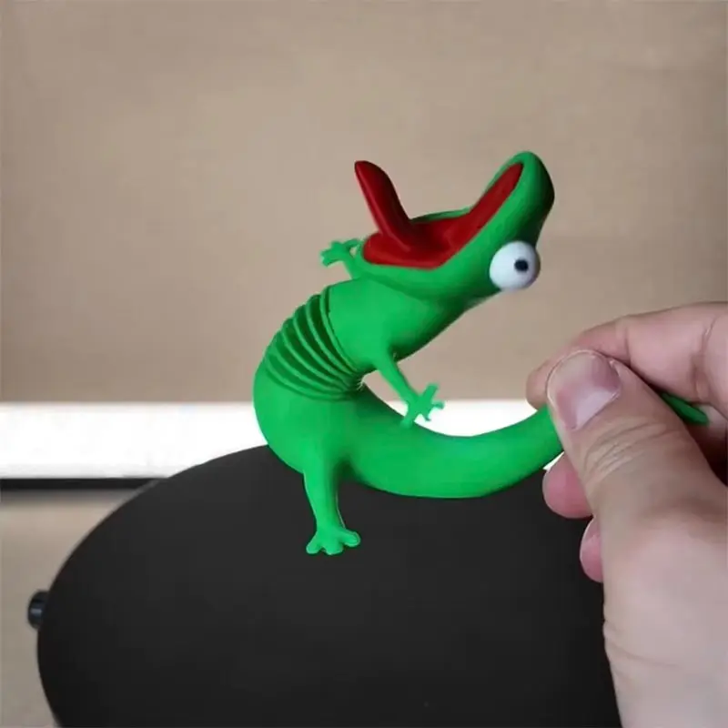 Spring Wobbler Shaking Desktop Ornament Beaver Lizard Transform Figure Stress Relief Swing Fidget Toy Home Office Table Decor