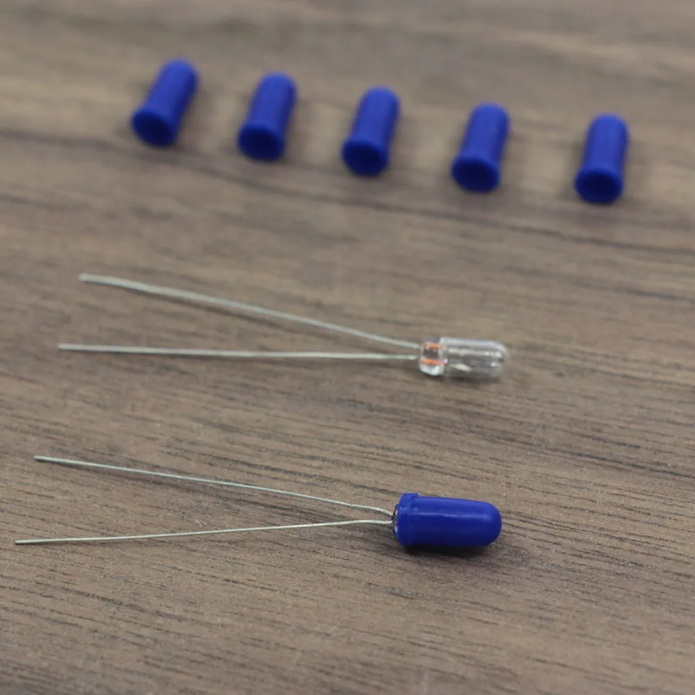 XPT01B 100 szt. Nakrycia niebieska guma na 3mm ziarna pszenicy żarówki led