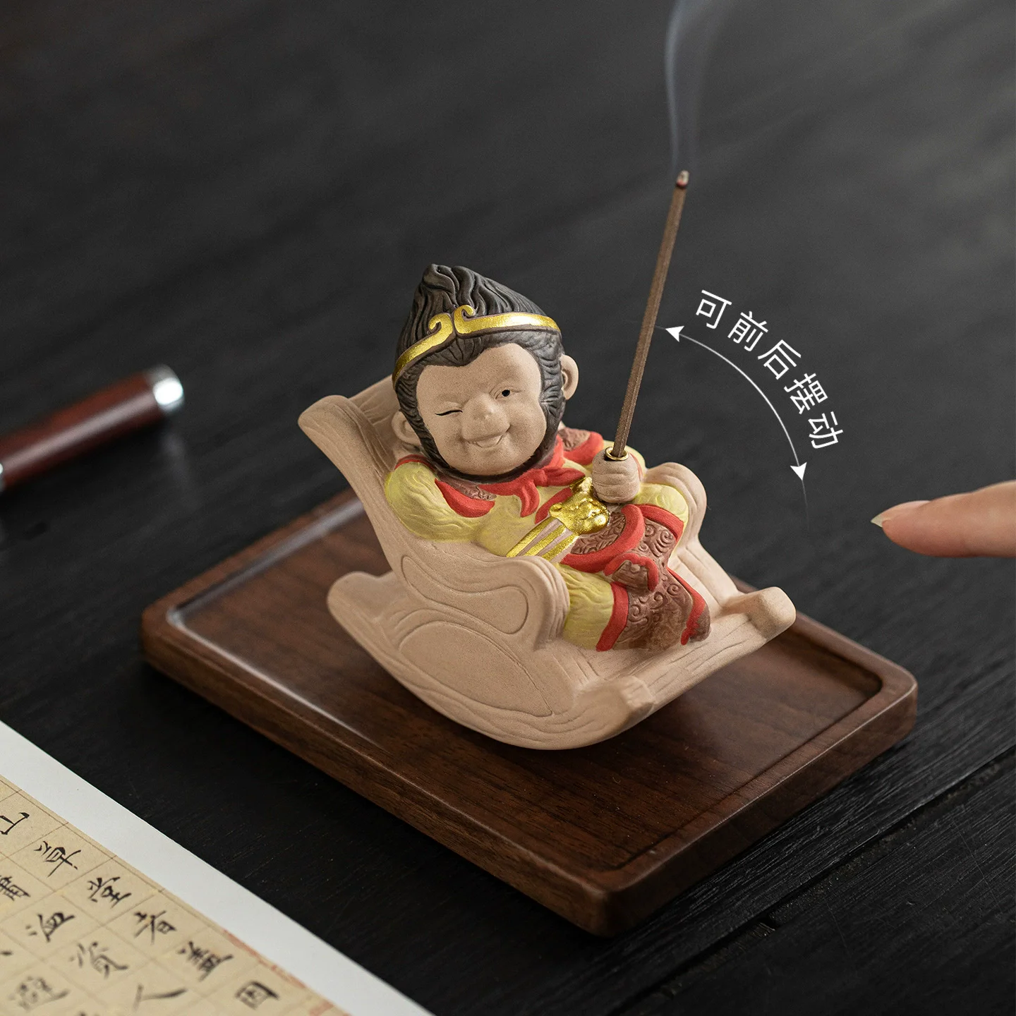 Creative Monkey King Incense Holder, Sun Wukong Censer for Tea Table, Zen Desk Ornament for Home Office, Aromatherapy Decor Gift