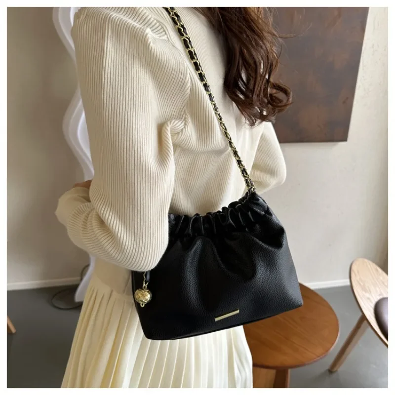 Pleated Fashion Chain Shoulder Bag Women's Autumn and Winter Luxury Brand Shoulder Bag New Versatile Korean Female Crossbody Bag