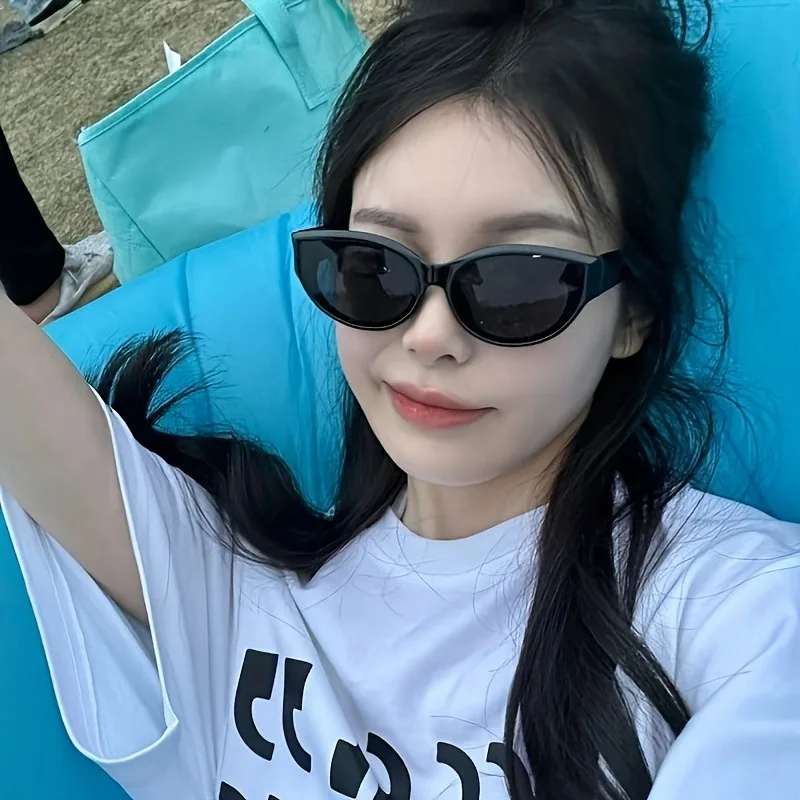 Ladies' Sporty Style Cat Eyes Fashionable Glasses Casual and Formal Fashion Trendy Street Accessories image 2