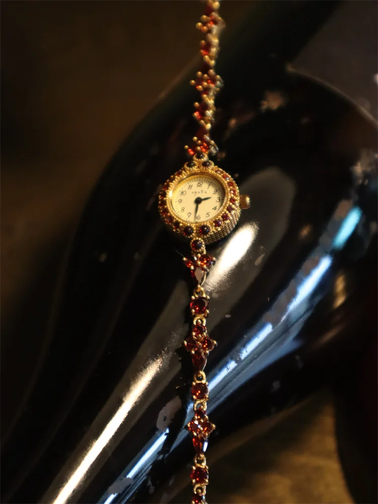 2025 New Vintage High Quality Women's Watch Medieval Lady Gift Japanese Quartz Inlaid Diamond Bracelets Luxury Lover Gift