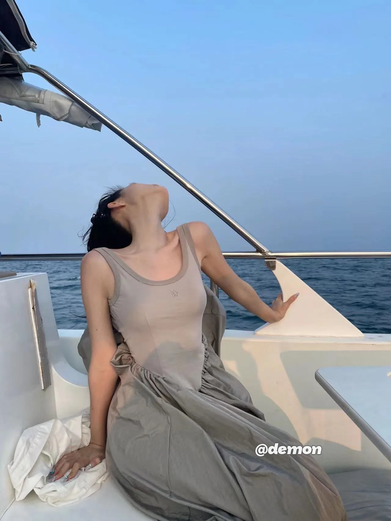 فساتين نسائية مثيرة عارية الظهر صدرية ، ضيقة متوسطة الطول ، كل مباراة ، مكشوفة الكتفين ، أزياء Y2K ، الصيف