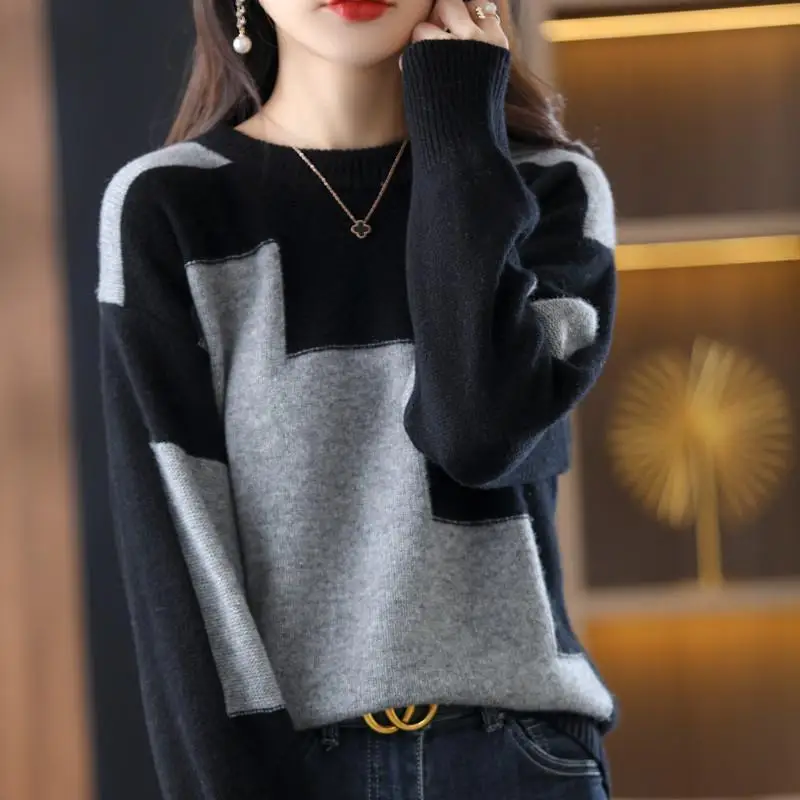 2022 New Autumn Winter Color Blocking Loose Sweaters Women Interior Lapping Classic Office Long Sleeve O-collar Keep Warm Top