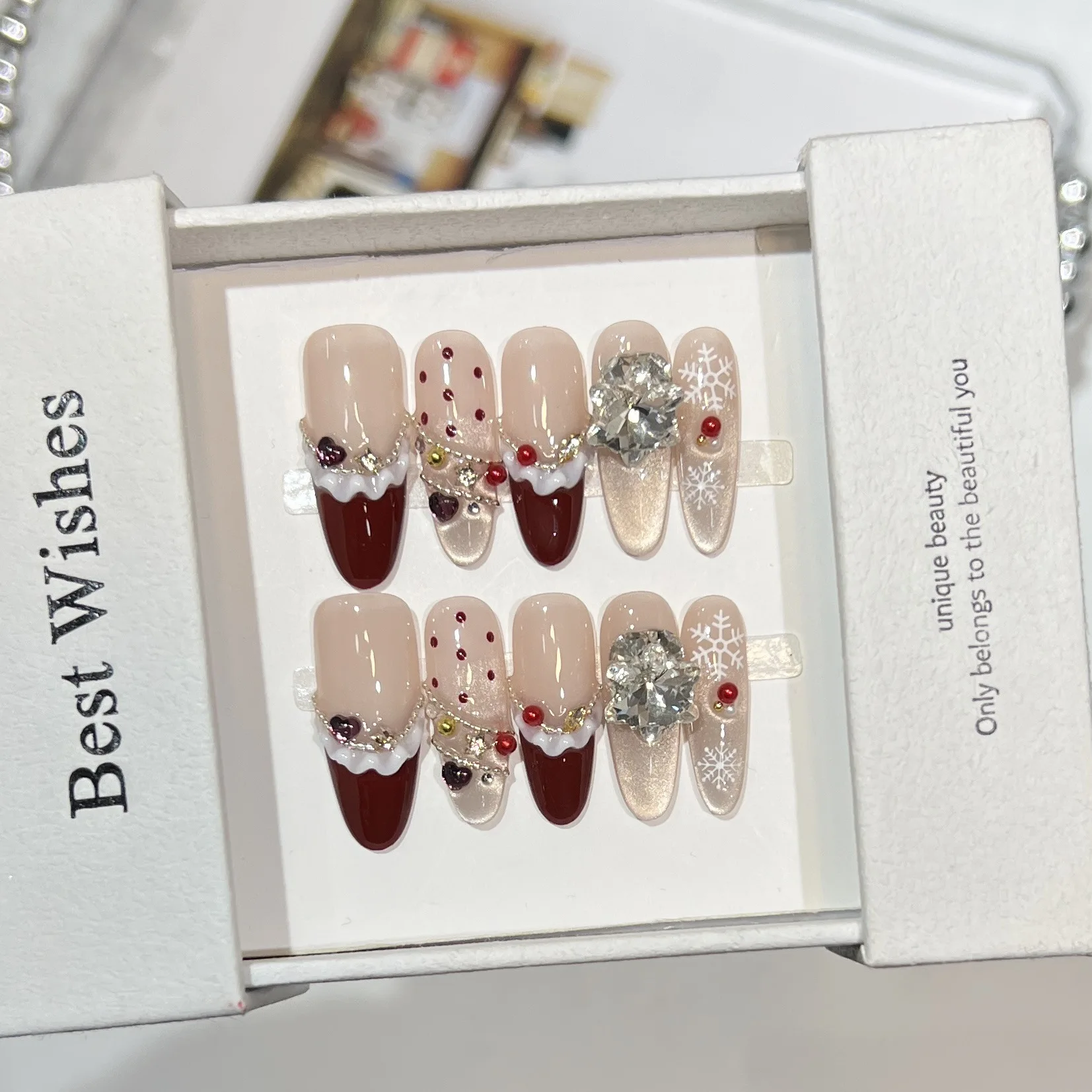 

10 шт., длинная овальная юбка ручной работы на ногтях, французская юбка, роскошный бриллиант, винно-красный горошек, снежинка, дизайн, милые накладные ногти, носимые