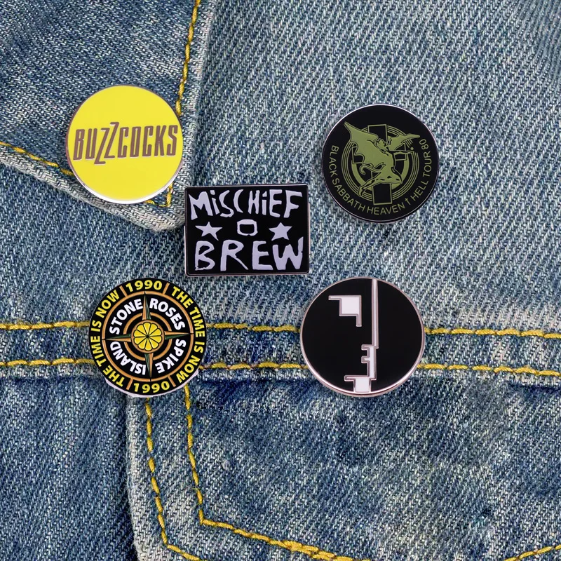 High Quality Pop Rock Band Pin Punk Music Badge Band Record Brooch Fan Collectible Medal Jewelry Gift Bag Accessory