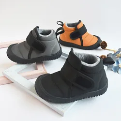 Zapatos de algodón con velvetas para niños, botas de nieve cortas de suela suave, cálidas e informales, a la moda, para invierno