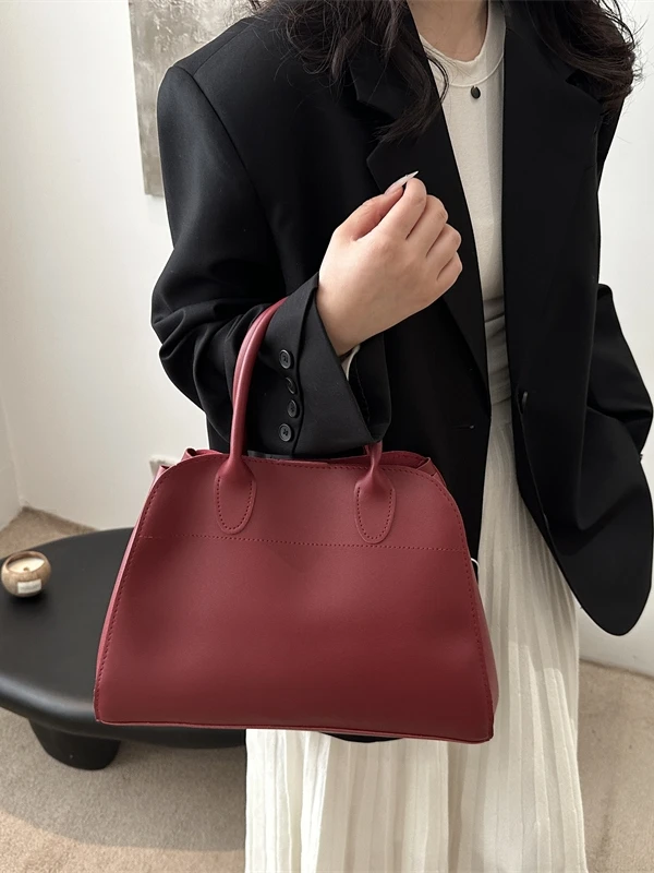 

Большая сумка-тоут в стиле ретро, женская повседневная сумка Celebri Faionable, универсальная сумка для пригородных поездок, магнитная синяя сумка C...