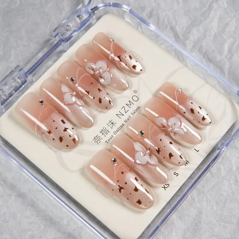 Handmade Medium Almond Press On Nails Nude Pink Cat Eye 3D White Flower Brown Speckles Line Rhinestone Fake Nails Gentle Fresh R