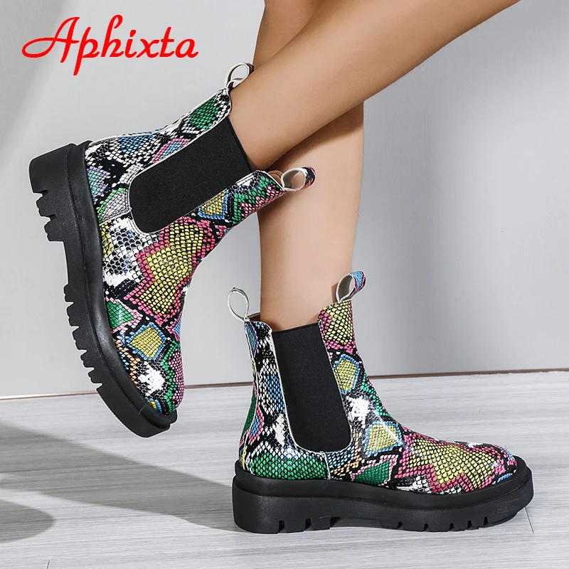 Aphixta stivali corti da donna a doppio strato stampe di serpente stivaletti con fascia elastica scarpe Casual Punk stivali da moto Plus Size 43