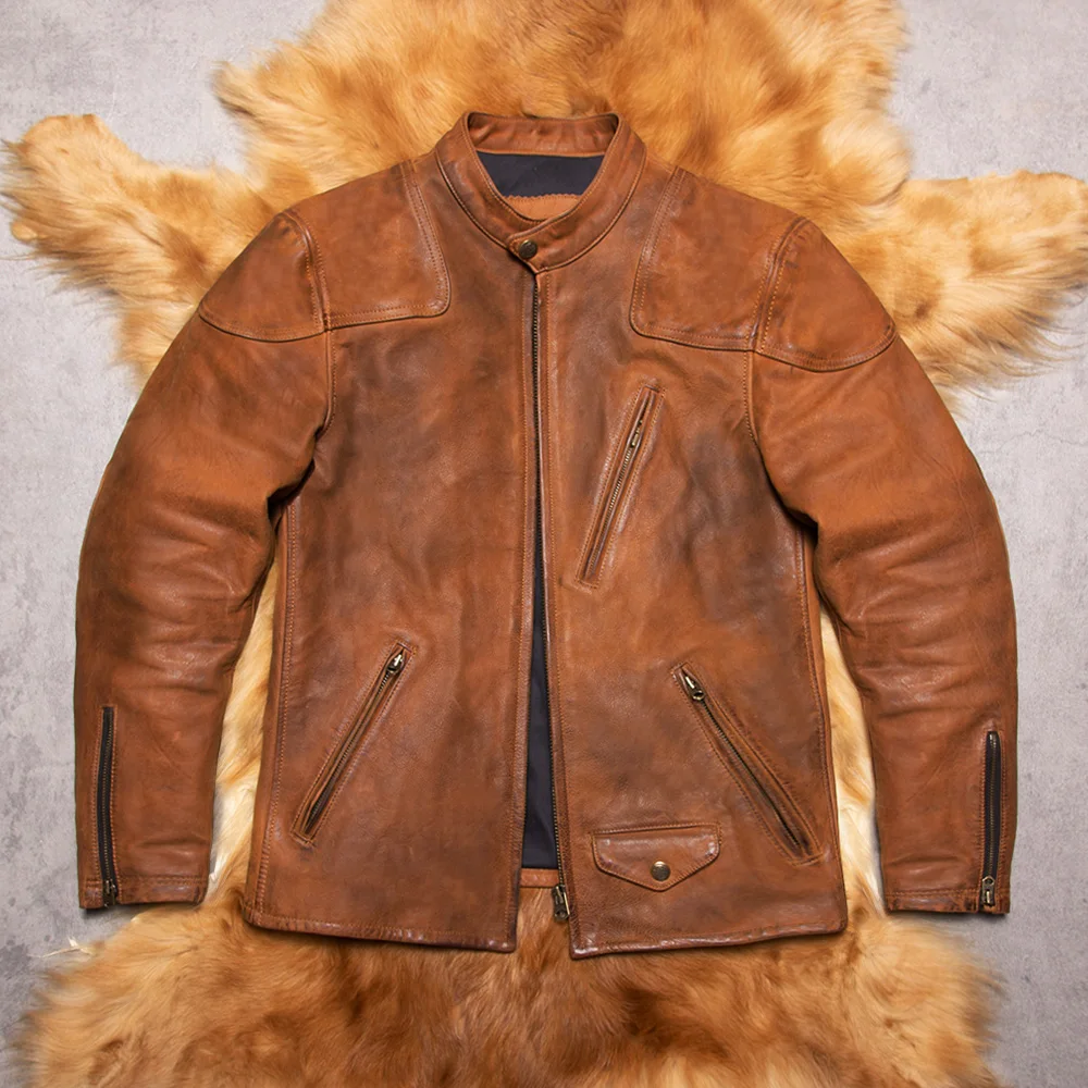 

Мужская короткая мотоциклетная куртка из натуральной кожи American Retro Venom Raw Hide, без покрытия, матовая, с эффектом потертости, приталенного кроя.