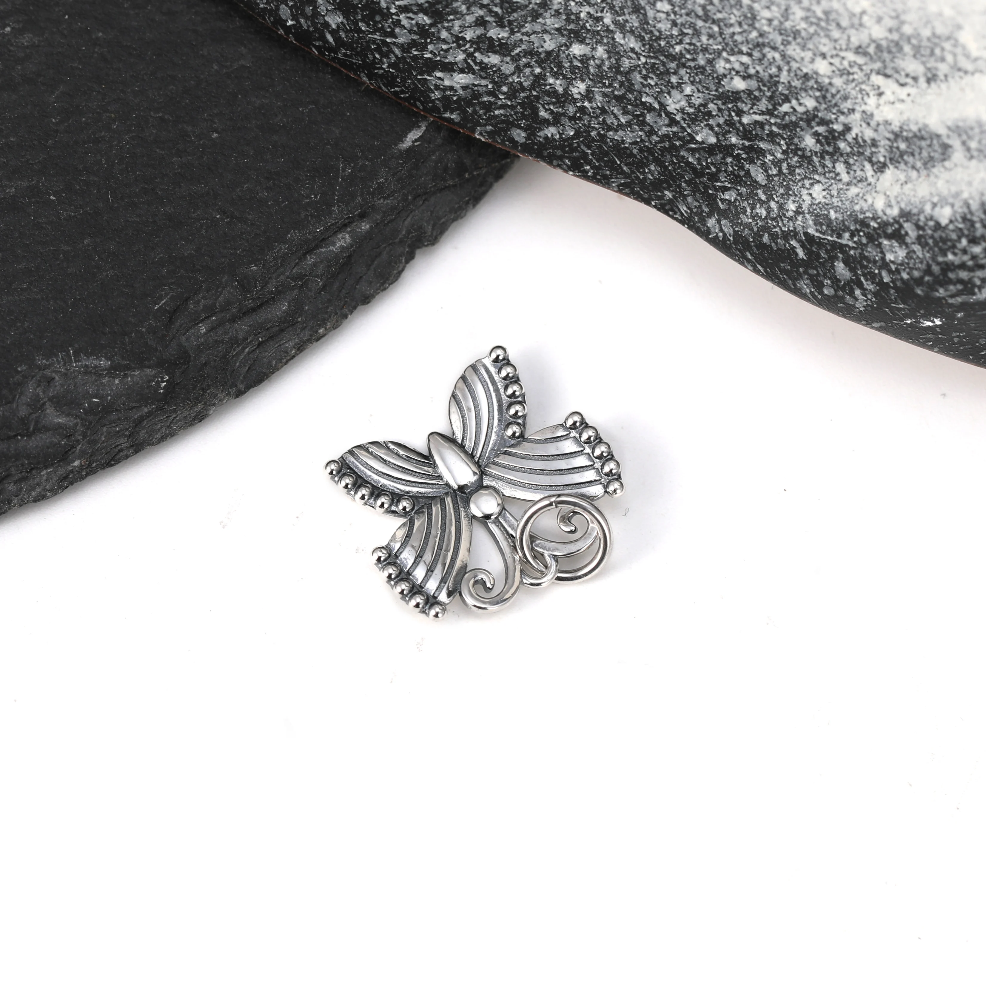 

DJ162 genuine 925 sterling silver fashionable and exquisite keychain accessory, festive butterfly pendant