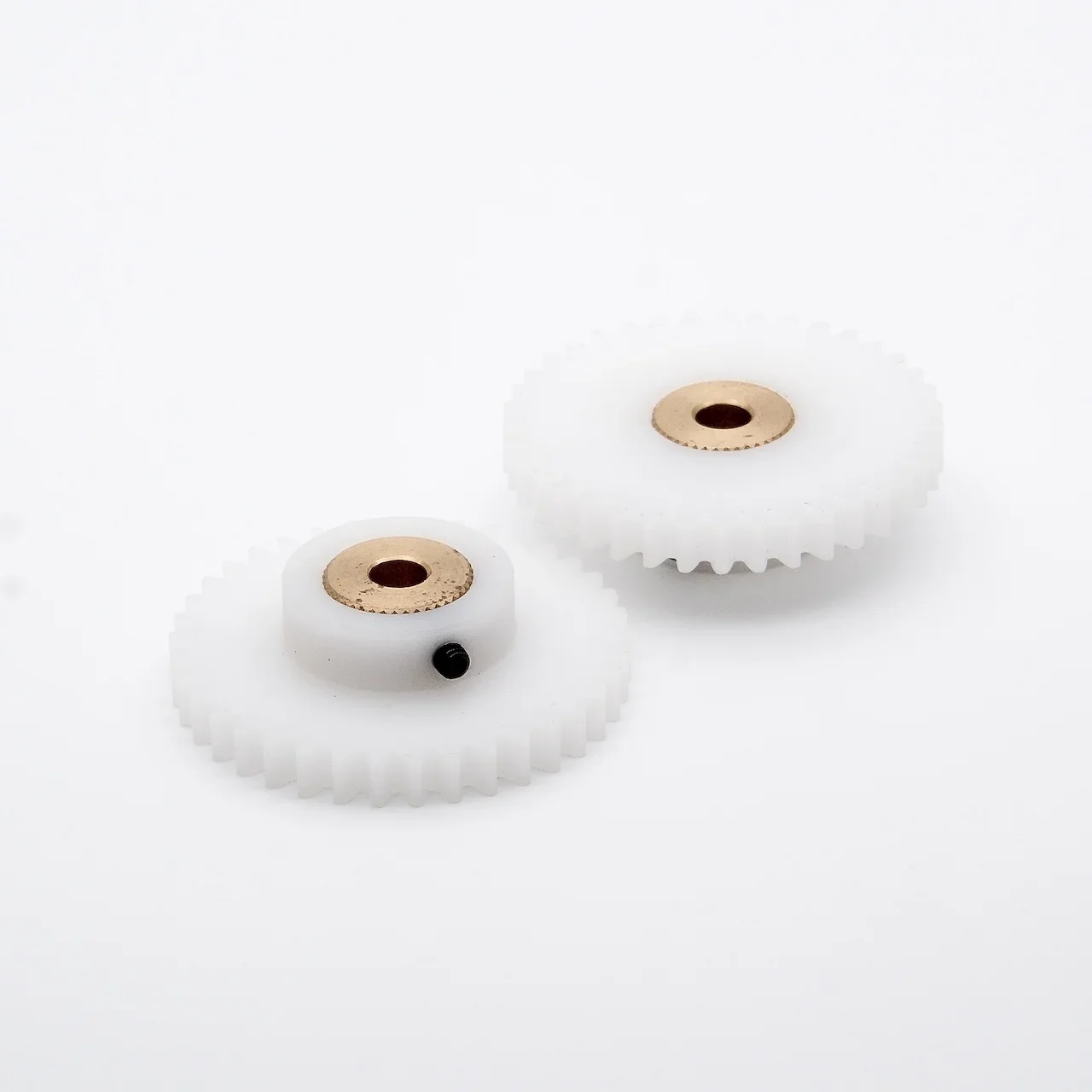0.8M Plastic Nylon POM Straight Gear Set With Copper Sleeve 34/35/36/38/40/41/42/43/44/45/46/47/48 Teeth 4/5/6/8/10MM Hole