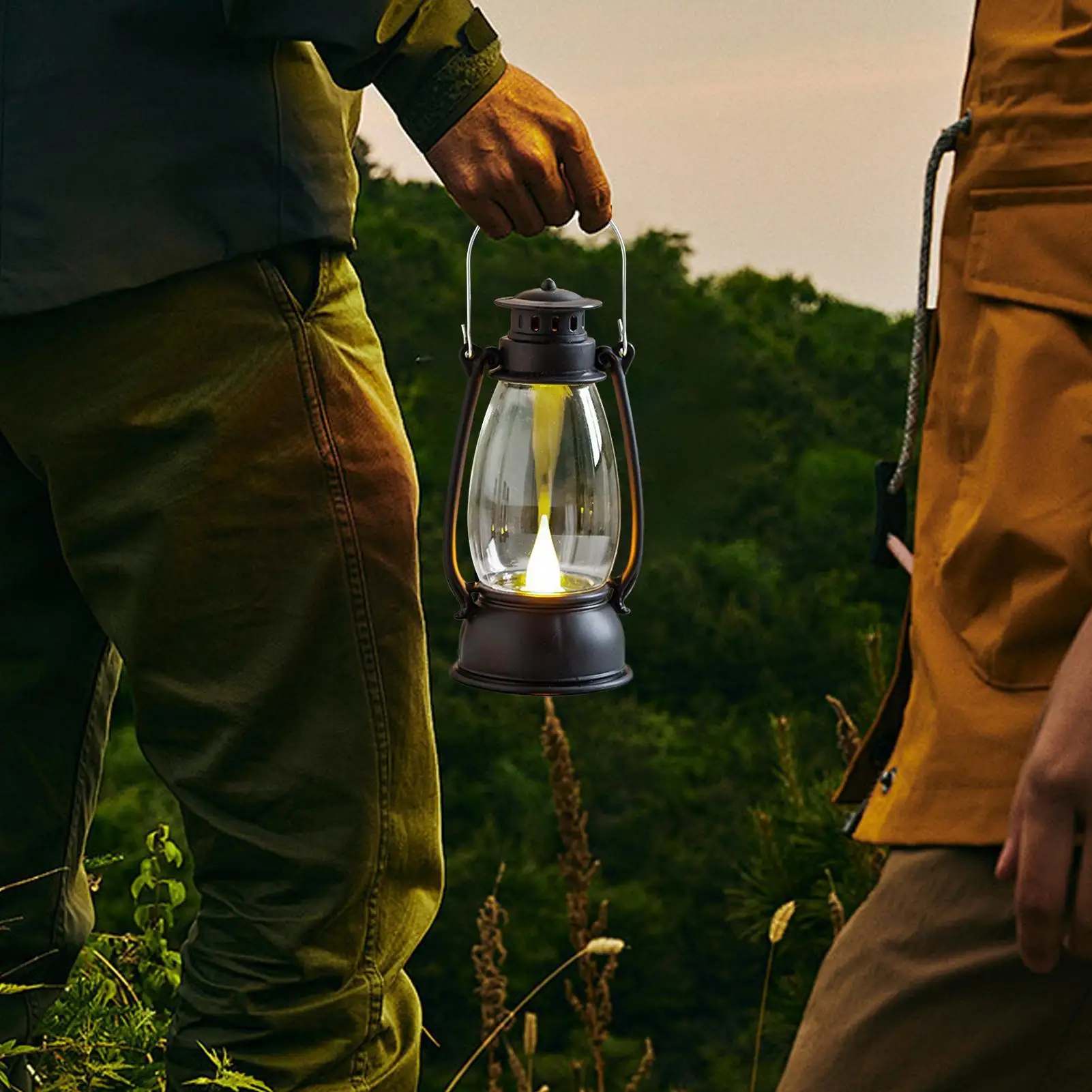 Vintage Lantern Led Camping Lamp Portable Outdoor Lanterns Led Lanterns with Warm Color with Handle for Table Garden Yard Porch