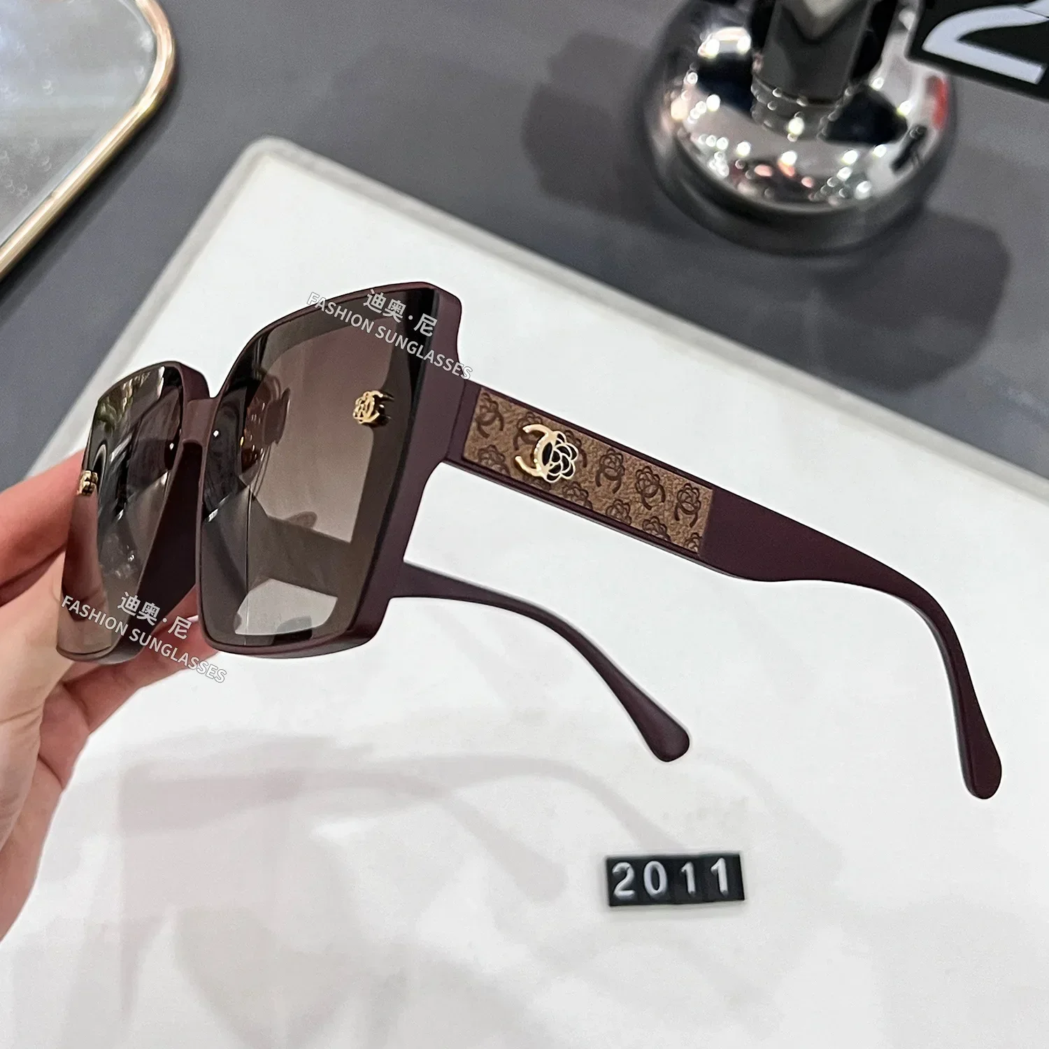 2024 New Fashion Polarized Square Sunglasses Women Brand Design Oversized Sun Glasses Ladies Luxury Eyewears Oculos De Sol UV400