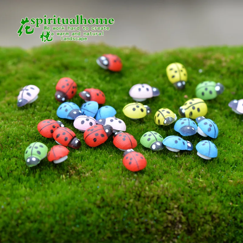 10pcs Cute Resin Ladybug Pendant Women Crafts Phonecase DIY Trinket Photography Props And Supplies Girl Party Gift Child Toys