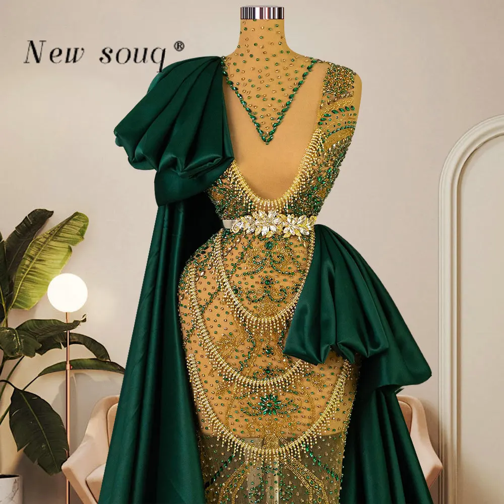 Dubai Luxurious Full Beading Emerald Green Evening Dresses with Cape Saudi Arabia High Neck Sexy Cut Out Pageant Events Gowns