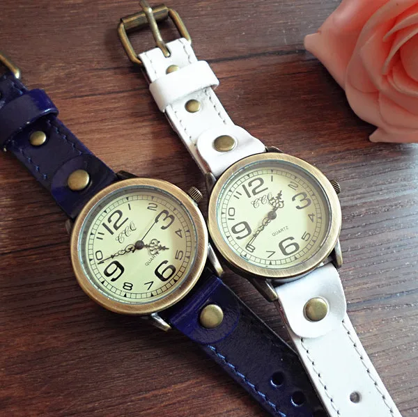 2024 New Vintage Leather Watches Woman Reloj Fashion Simple Business Quartz Female Wristwatch Lady Digital Watch Reloj Hombre