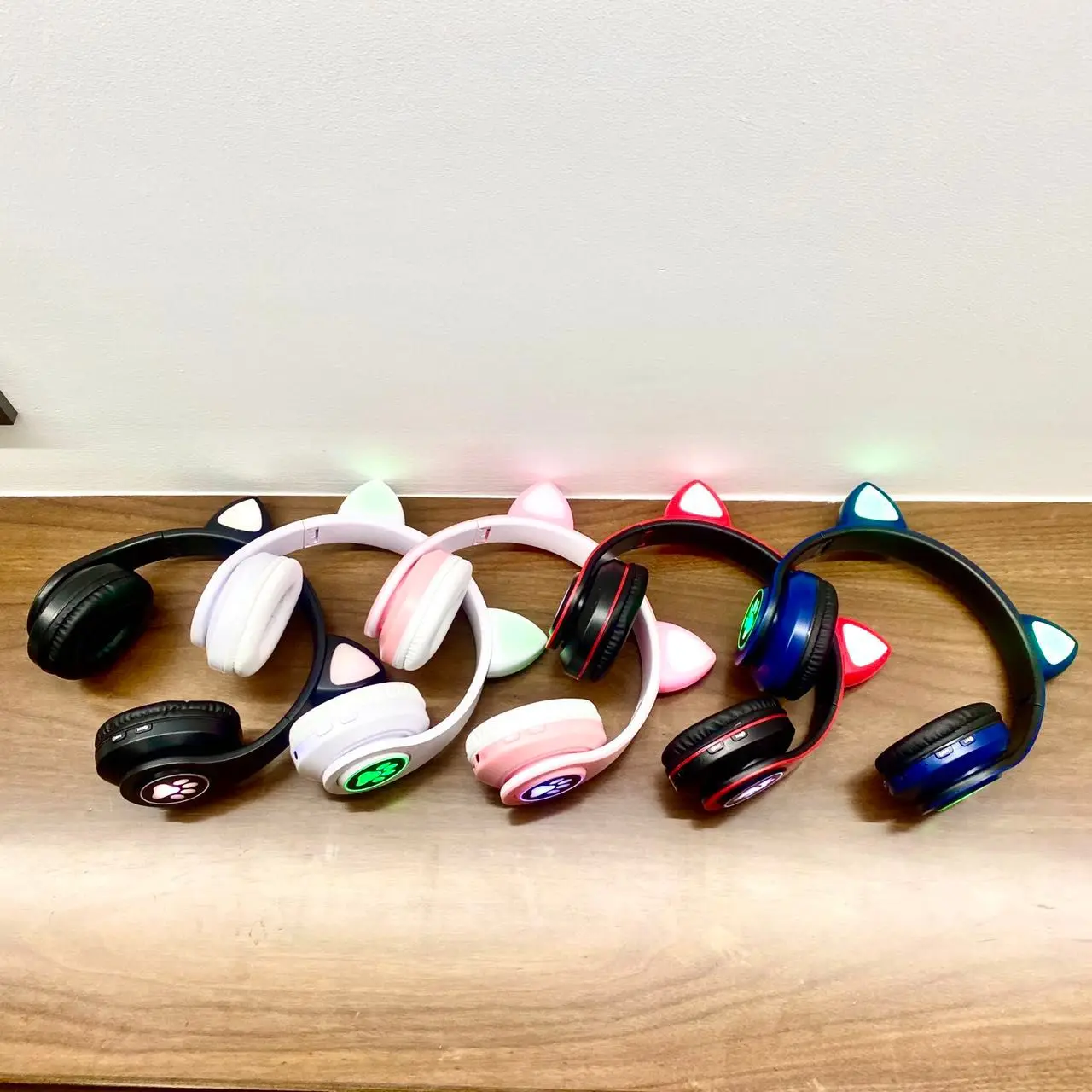 ZECAA Nowe Bezprzewodowe Słuchawki Bluetooth ANC z Basem 5.4 Nauszne Sportowe Słuchawki HiFi z Redukcją Szumów do Gier