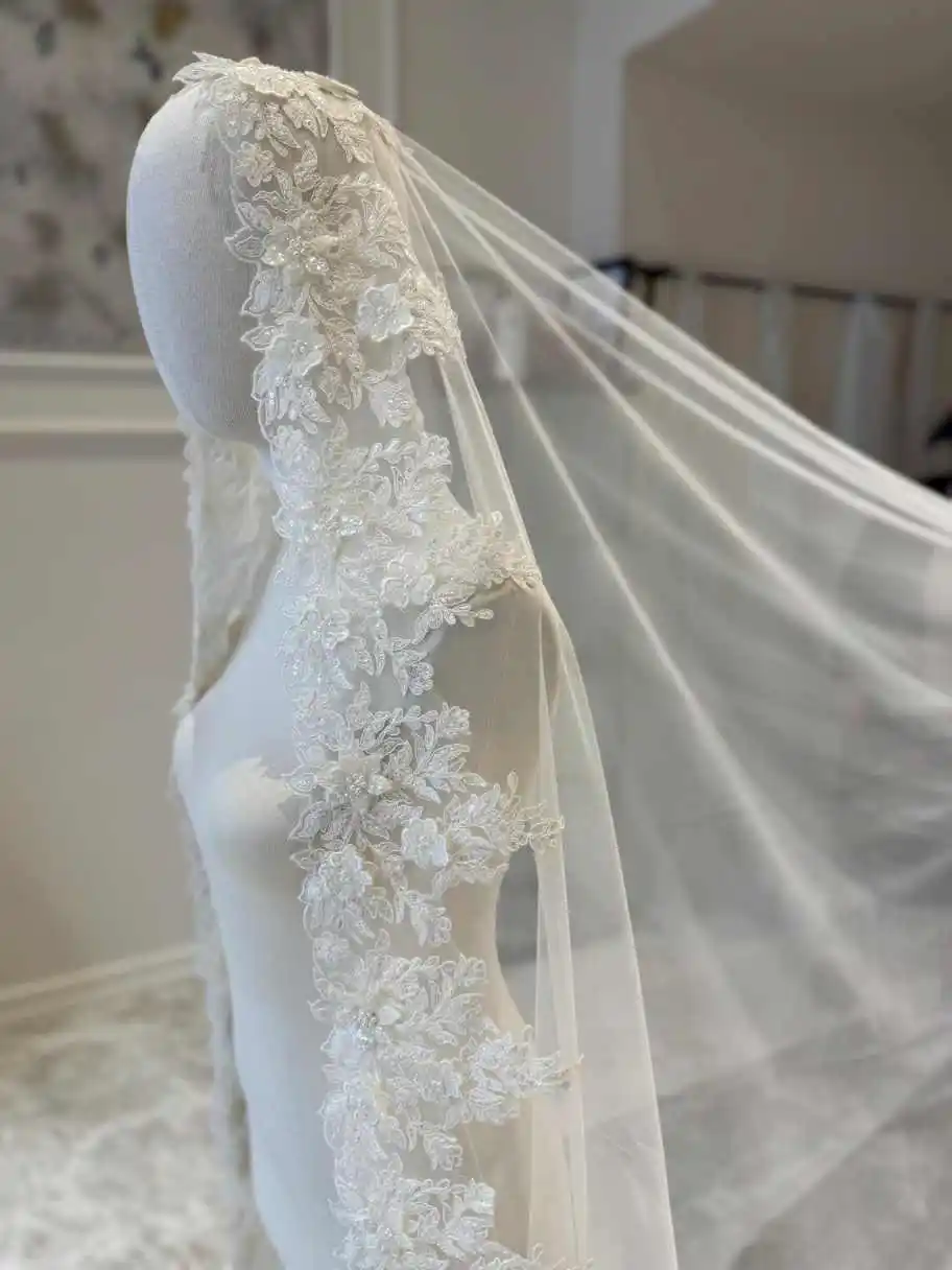 Princess Wedding Veil Appliques Beaded One Layer Chapel Length Bridal Veils White Ivory With Comb Bride Accessories Customized