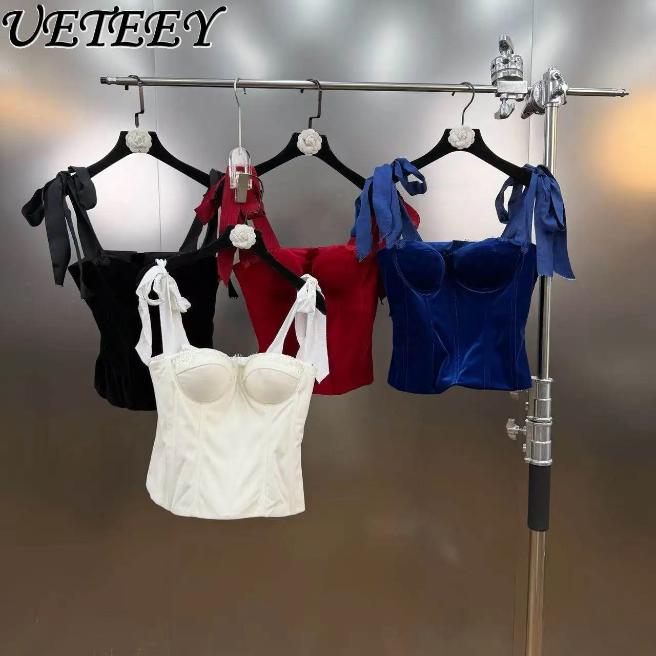 

Элегантный жилет-топ на бретельках с бантом и 3D-поддержкой груди, утягивающий талию, во французском стиле, весна 2026