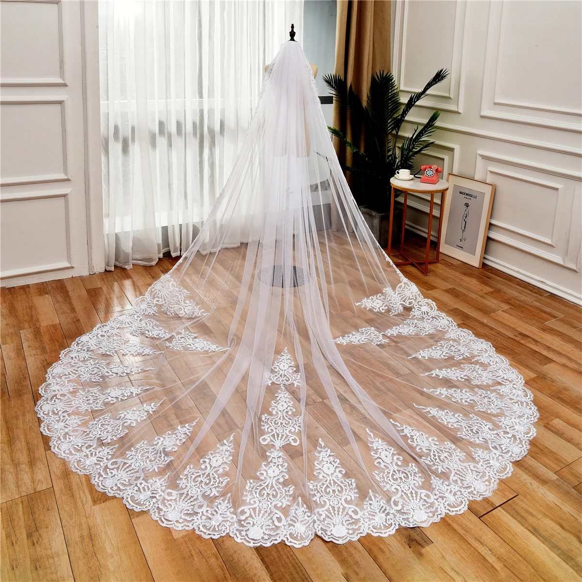 Long Bridal Veils with Comb One Layer Wedding White Ivory Cathedral Length Full Lace Edge Applique Veil With Comb Voile 3Meters