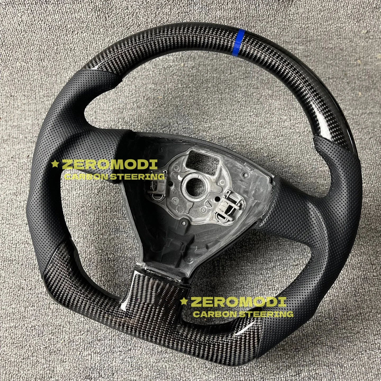 For VW Volkswagen Polo MK4 2006-2009 Real Carbon Fiber Steering Wheel with Leather