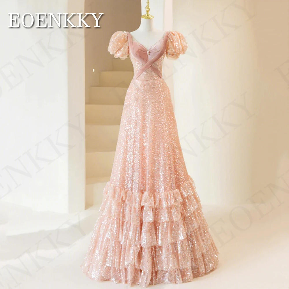 Pink Sequined Prom Dress Luxo Sparkly Puff Sleeves Ocasião Formal Evento Vestidos Pescoço V Tiered vestidos de festa Comprimento do chão Vestido de Baile com Lantejoulas Rosa  Luxury Sparkly Puff Sleeves Formal Occasio