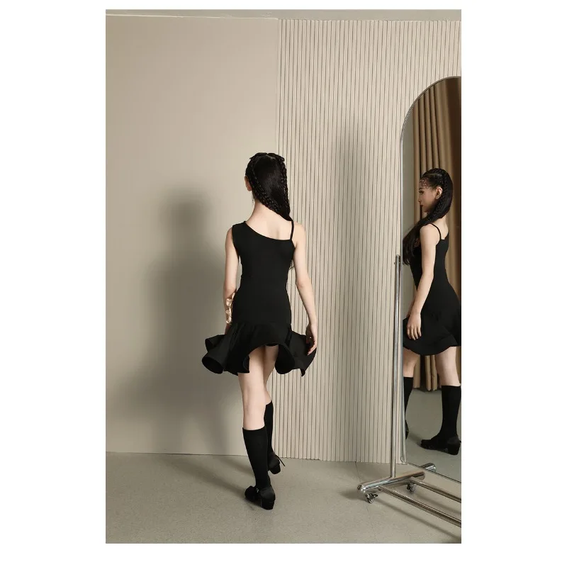 여름 어린이 라틴 댄스 드레스 소녀 연습 및 훈련복 새로운 고급 어린이 대회 및 공연 의류