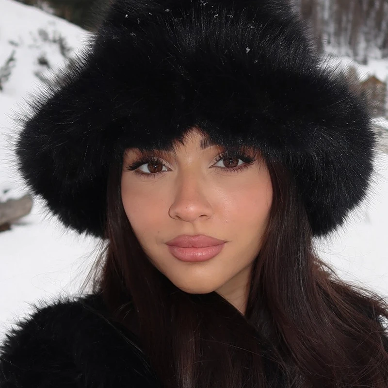 2026 Winter Hot Brand Fashion Gradient Faux Fur Bucket Hats Women Thick Warm Fluffy Fox Fur Luxury Panama Fisherman Cap