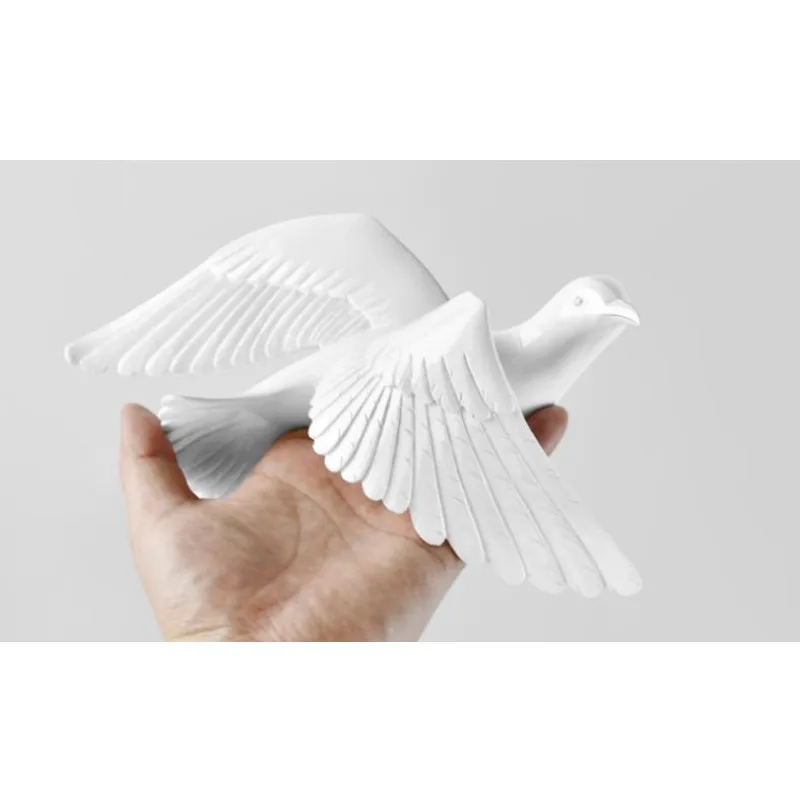 Nordic Resin Flying Birds Figurines Wall Hanging Simulation Swallows Home Decorations Sculptures Sparrow Living Room Ornaments