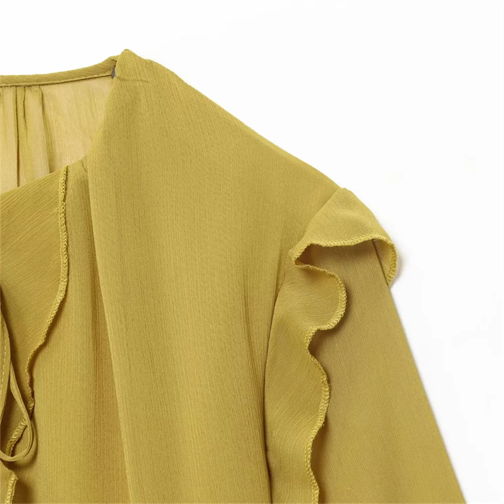 's new women's commuting style simple and fashionable round neck loose tie layered decorative shirt