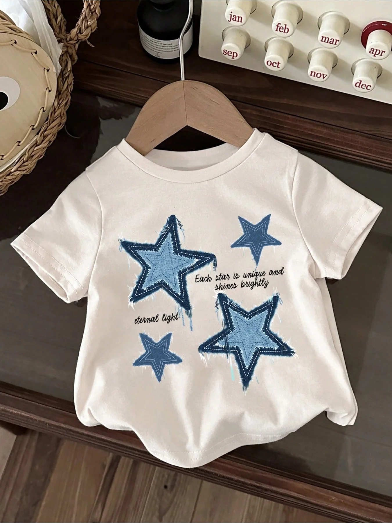 2026 casual and comfortable children's clothing star letter pattern printed loose short sleeved solid color top T-shirt