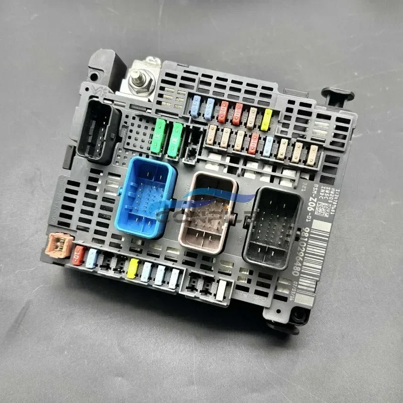 Brand New Genuine Fuse Box BSM Module BSM Z06-01 BSM-Z06-01 9807428080 6500JQ for Citroen C4