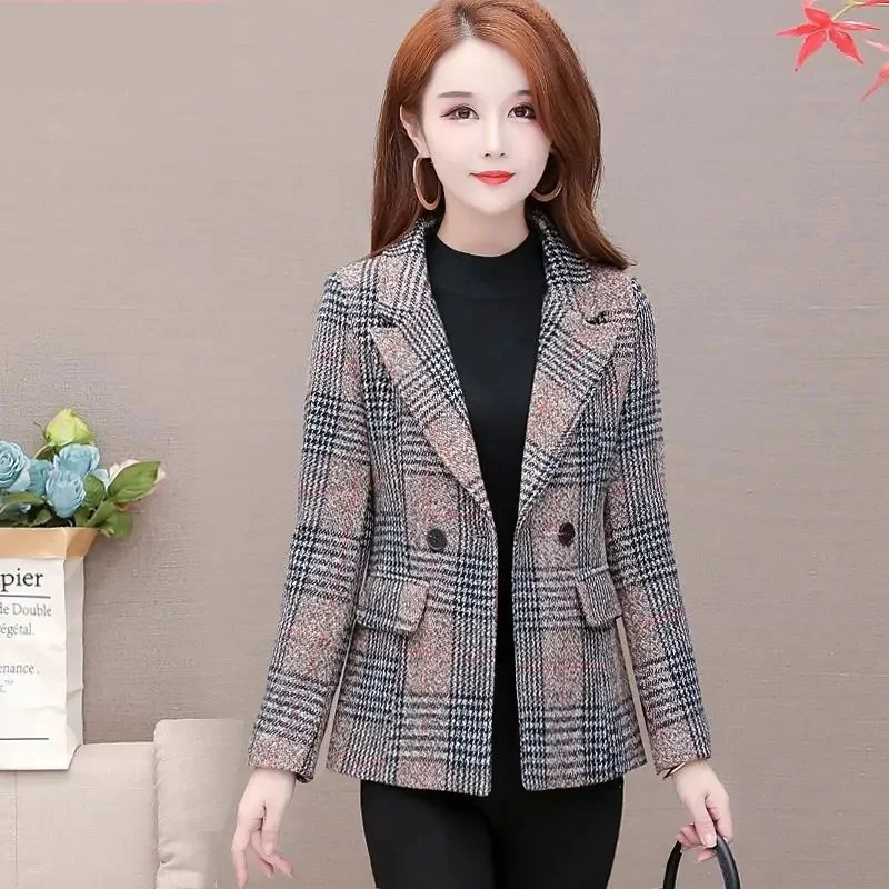 Plaid Woolen Suit Jacket for women Slim Korean version 2025 Autumn New Short Suit Jacket Female Double breasted Blazers Outwear