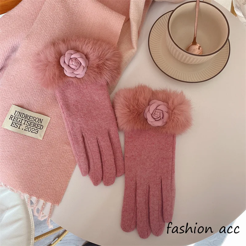 

1Pair Winter Cashmere Ladies Keep Warm Thick Gloves Camellia Flower Five Finger Touch Screen Outdoor Riding Fleece-lined Gloves