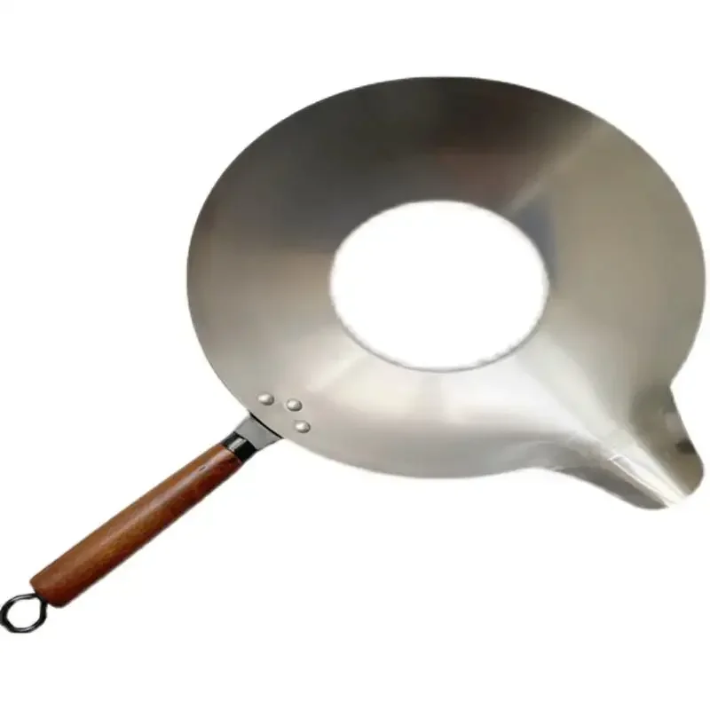 Un bote para hacer Haws confitados, una herramienta para hervir azúcar para Haws cristalizados de roca