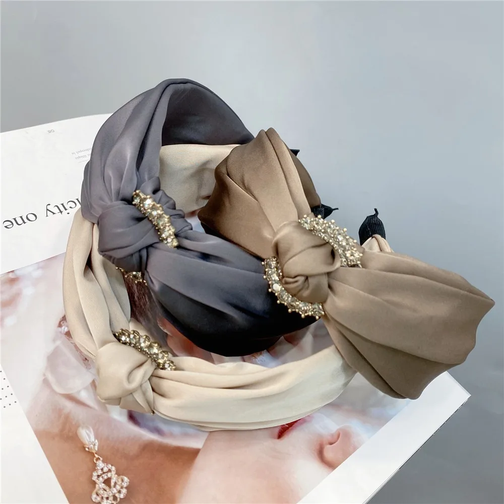 

New Luxury Rhinestone Hairband Satin Fabric Wide Side Knot Headband Shining Bezel Hair Hoop Women Hair Accessories
